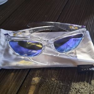 OAKLEY Jupiter Sunglasses